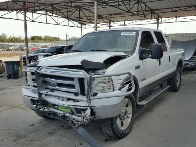 1FTSW21P77EB36346 - 2007 FORD F250 SUPER WHITE photo 2