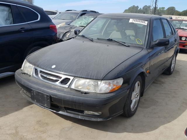 YS3DF55KX22010011 - 2002 SAAB 9-3 SE BLACK photo 2