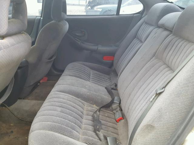 1G2WK52J21F105049 - 2001 PONTIAC GRAND PRIX SILVER photo 6