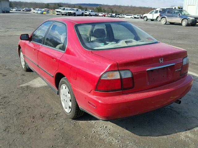 1HGCD5635VA218860 - 1997 HONDA ACCORD LX RED photo 3