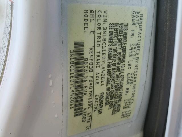 3N1BC11E07L440011 - 2007 NISSAN VERSA S WHITE photo 10