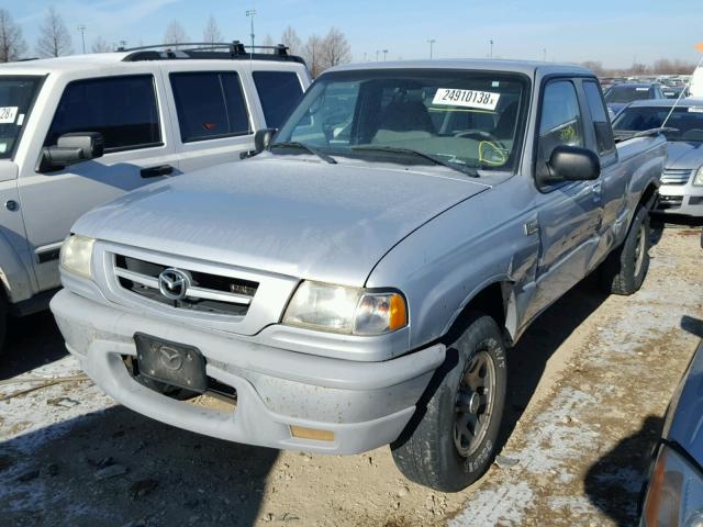 4F4YR16UX2TM04134 - 2002 MAZDA B3000 CAB SILVER photo 2