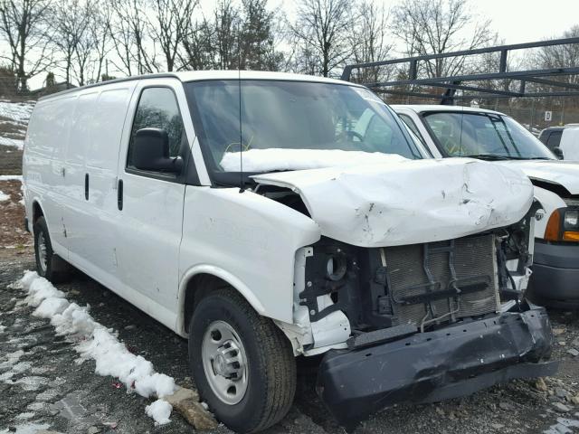 1GCWGGCA0E1182819 - 2014 CHEVROLET EXPRESS G2 WHITE photo 1