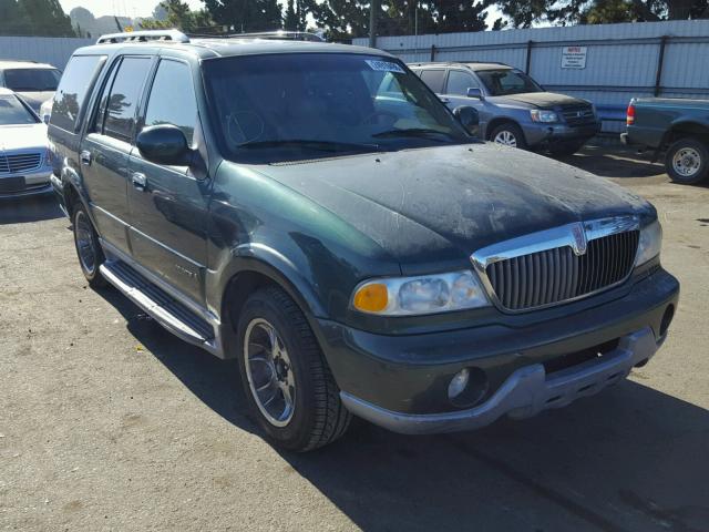 5LMEU27A2YLJ17411 - 2000 LINCOLN NAVIGATOR GREEN photo 1