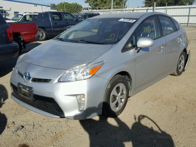 JTDKN3DU0D5543799 - 2013 TOYOTA PRIUS SILVER photo 2