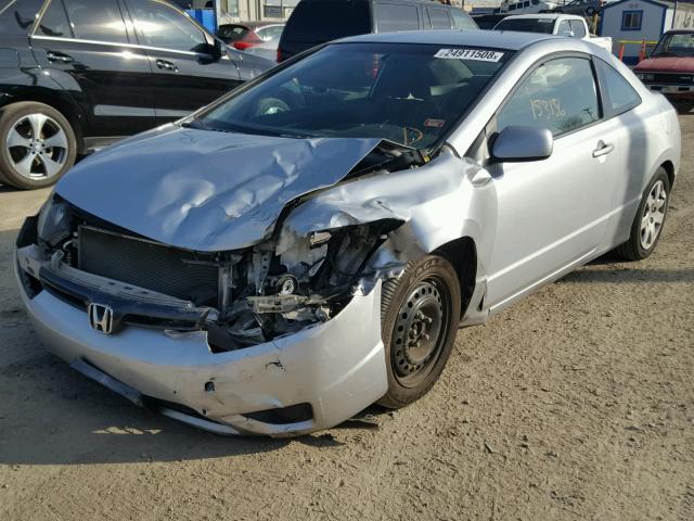 2HGFG12698H513169 - 2008 HONDA CIVIC LX SILVER photo 2