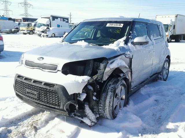 KNDJN2A22G7844849 - 2016 KIA SOUL SILVER photo 2