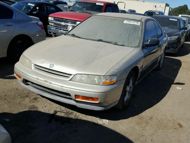 1HGCD7232SA014773 - 1995 HONDA ACCORD LX SILVER photo 2