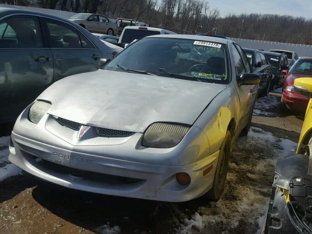 1G2JB5242Y7118814 - 2000 PONTIAC SUNFIRE SE SILVER photo 2