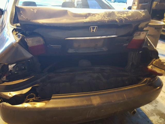 1HGCD5633VA019242 - 1997 HONDA ACCORD LX GREEN photo 9