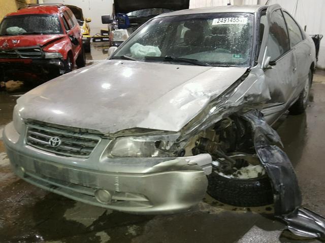 JT2BF22K4Y0245745 - 2000 TOYOTA CAMRY CE GRAY photo 2