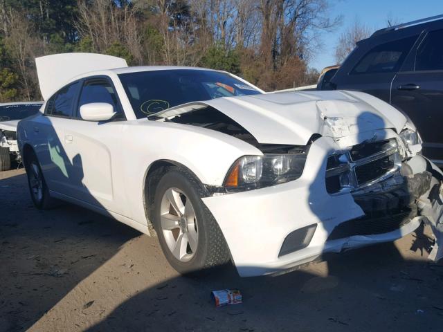 2B3CL3CG3BH607931 - 2011 DODGE CHARGER WHITE photo 1