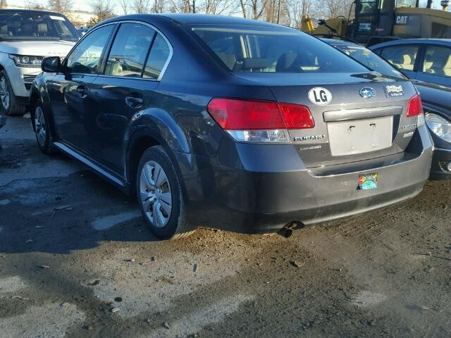 4S3BMBA67B3257086 - 2011 SUBARU LEGACY 2.5 GRAY photo 3