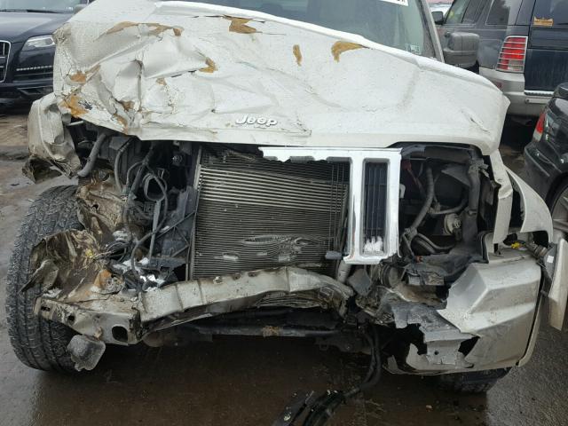 1J8GN58K79W534120 - 2009 JEEP LIBERTY LI SILVER photo 7