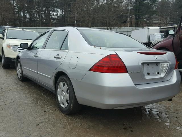 1HGCM56437A158802 - 2007 HONDA ACCORD LX SILVER photo 3