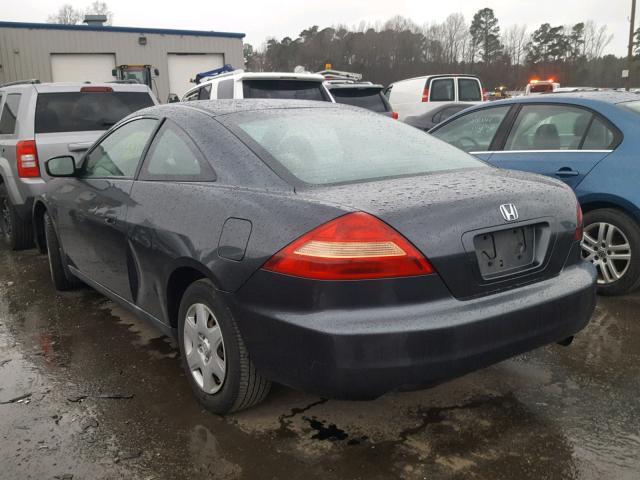 1HGCM72335A005102 - 2005 HONDA ACCORD LX GRAY photo 3