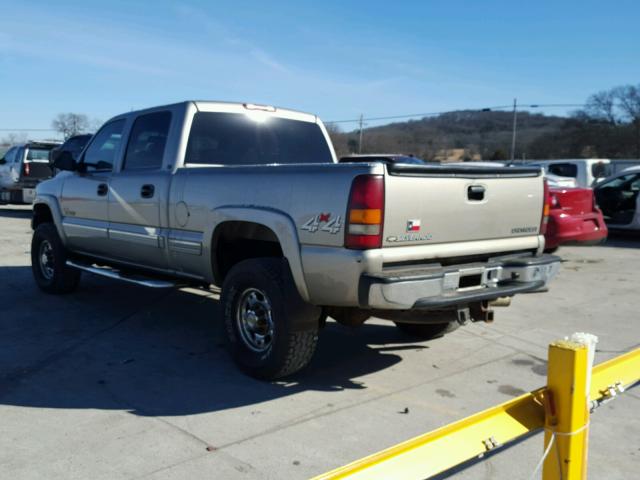 1GCHK23142F176028 - 2002 CHEVROLET SILVERADO TAN photo 3