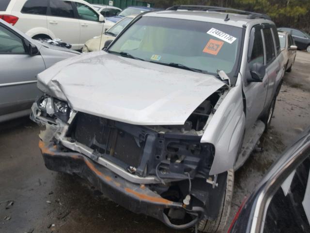 1GNDS13S162128587 - 2006 CHEVROLET TRAILBLAZE SILVER photo 2