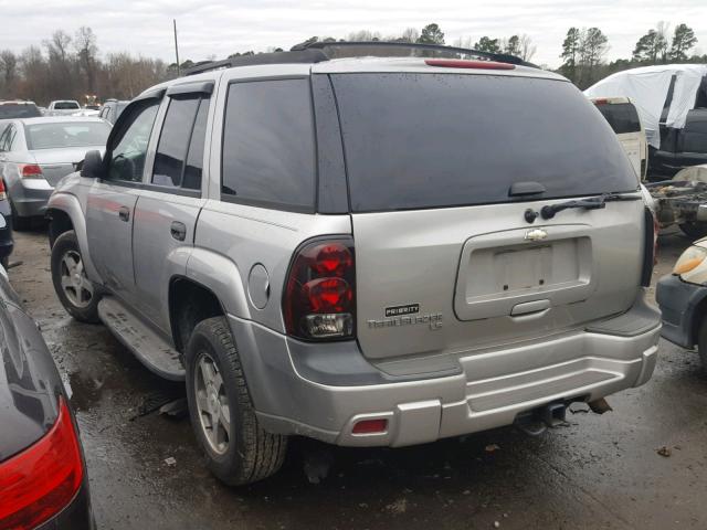 1GNDS13S162128587 - 2006 CHEVROLET TRAILBLAZE SILVER photo 3