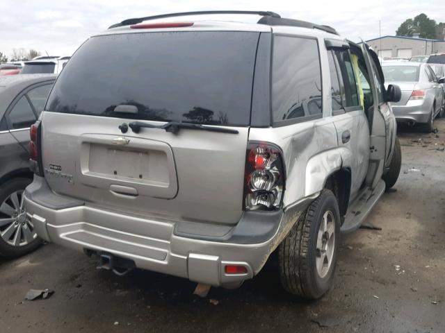 1GNDS13S162128587 - 2006 CHEVROLET TRAILBLAZE SILVER photo 4