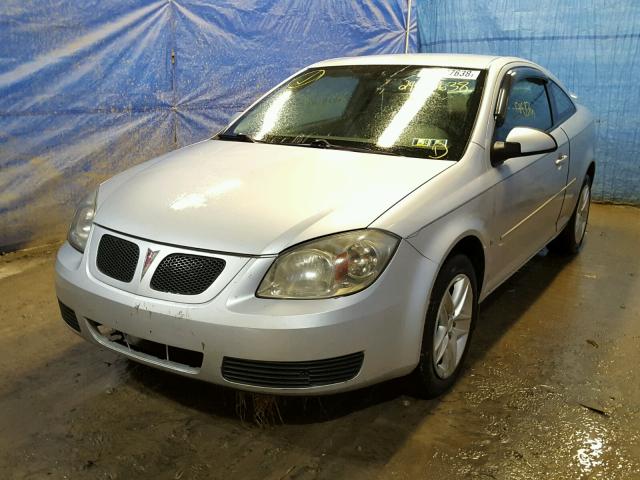 1G2AL15F577227687 - 2007 PONTIAC G5 SILVER photo 2