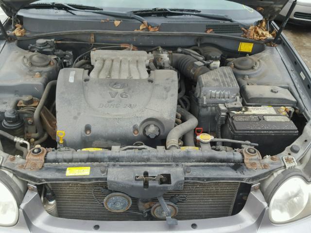 KMHWF35H54A047691 - 2004 HYUNDAI SONATA GLS GRAY photo 7