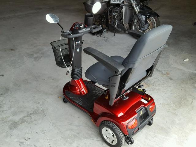 TTA16M0393 - 2017 G C SCOOTER RED photo 3