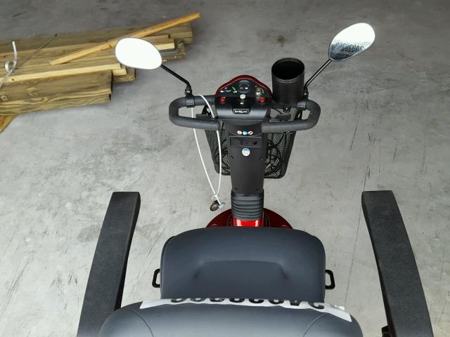 TTA16M0393 - 2017 G C SCOOTER RED photo 5