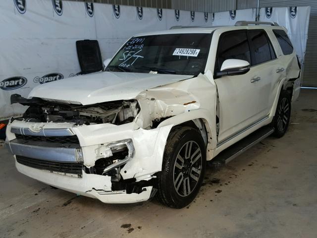 JTEZU5JR6G5128032 - 2016 TOYOTA 4RUNNER SR WHITE photo 2