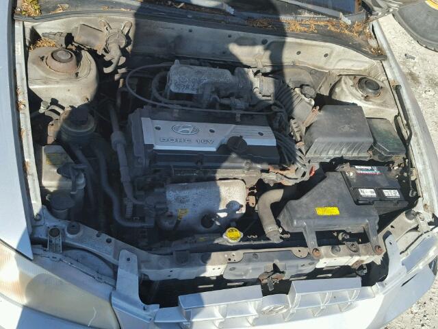 KMHCG45C32U316566 - 2002 HYUNDAI ACCENT GL SILVER photo 7