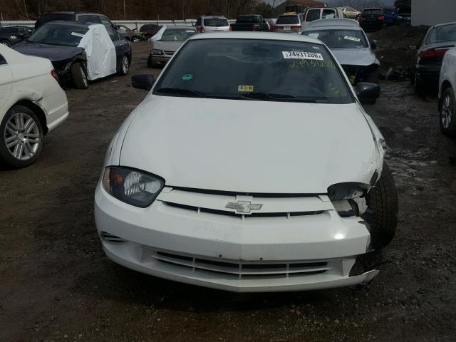 1G1JF12F157168425 - 2005 CHEVROLET CAVALIER L WHITE photo 9