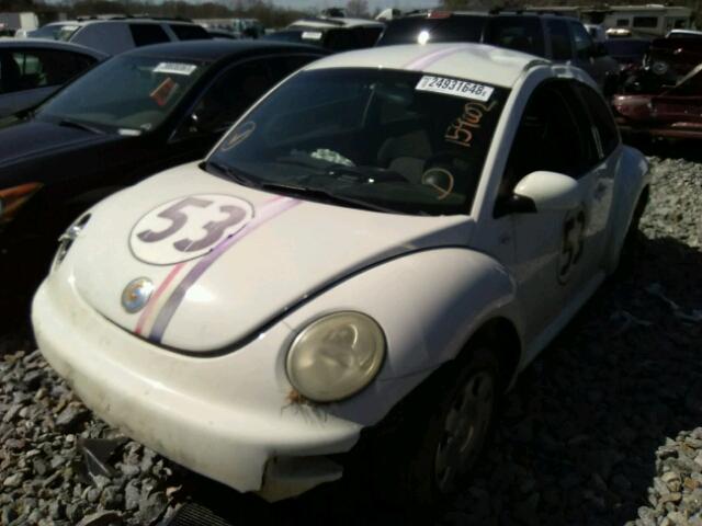 3VWBK21C93M404209 - 2003 VOLKSWAGEN NEW BEETLE WHITE photo 2