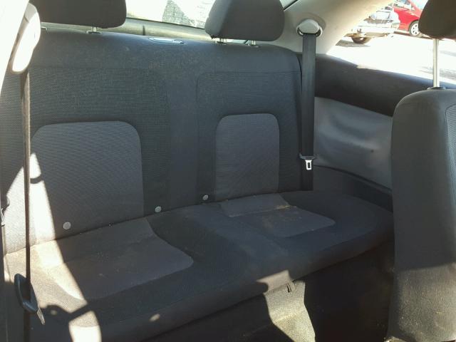 3VWBK21C93M404209 - 2003 VOLKSWAGEN NEW BEETLE 白色 照片 6