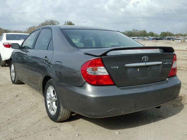 4T1BE32K04U895283 - 2004 TOYOTA CAMRY LE CHARCOAL photo 3