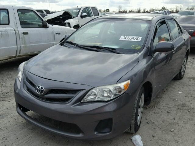 5YFBU4EEXDP208925 - 2013 TOYOTA COROLLA BA GRAY photo 2