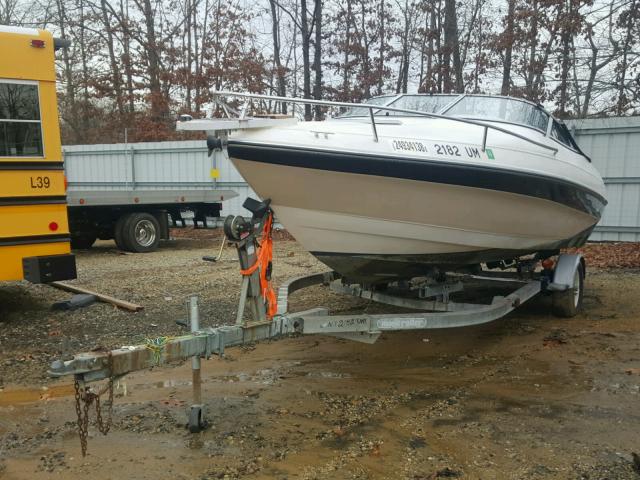 WELEEB28B494 - 1994 WELLS CARGO BOAT WHITE photo 2