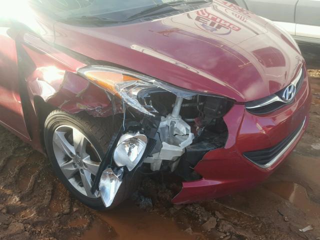 KMHDH4AE4CU360098 - 2012 HYUNDAI ELANTRA GL RED photo 9