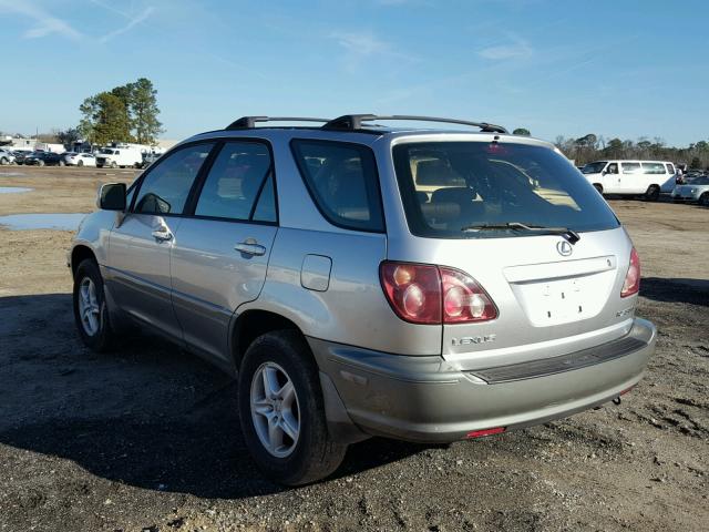 JT6GF10U8Y0064425 - 2000 LEXUS RX 300 SILVER photo 3