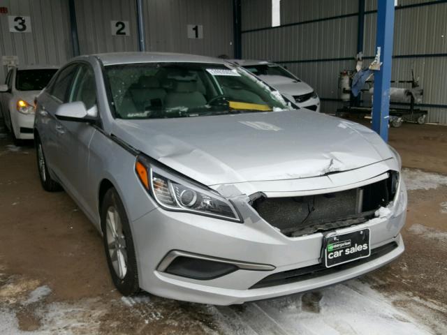 5NPE24AF2GH371829 - 2016 HYUNDAI SONATA SE SILVER photo 1