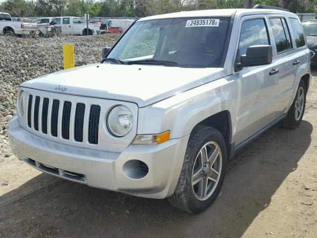 1J4FT28B59D194687 - 2009 JEEP PATRIOT SP SILVER photo 2