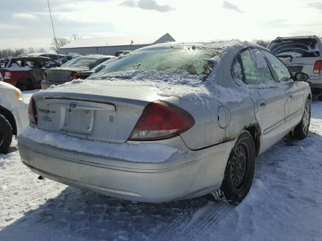 1FAFP53U97A161099 - 2007 FORD TAURUS SE SILVER photo 4