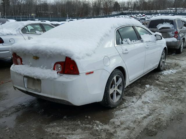 1G1ZJ57B494176735 - 2009 CHEVROLET MALIBU 2LT WHITE photo 4