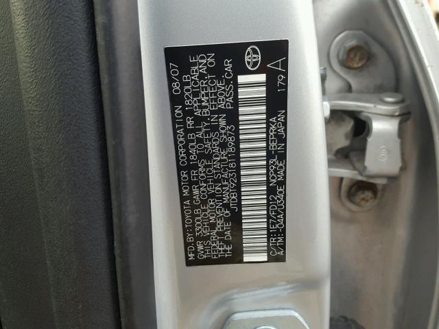 JTDBT923181189873 - 2008 TOYOTA YARIS SILVER photo 10