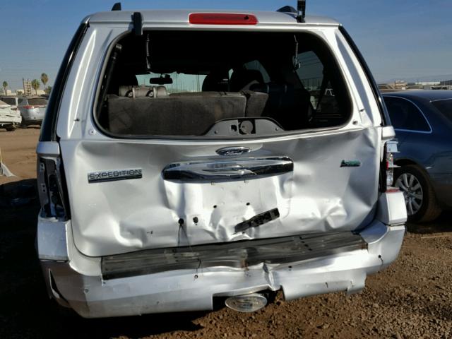 1FMJU2A58DEF15430 - 2013 FORD EXPEDITION SILVER photo 9