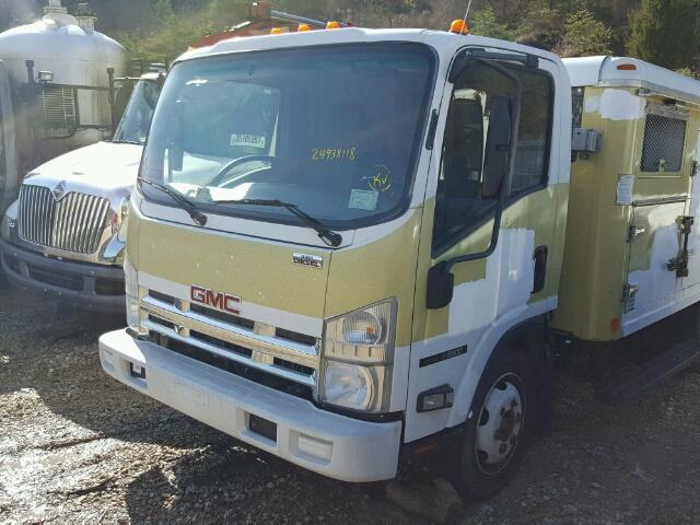 J8DE5W16697900143 - 2009 GMC 5500 W5504 YELLOW photo 9