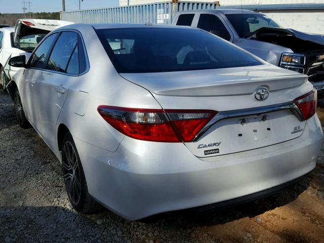 4T1BF1FK1GU146430 - 2016 TOYOTA CAMRY LE WHITE photo 3