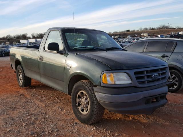 2FTPF17Z61CA63332 - 2001 FORD F150 GREEN photo 1