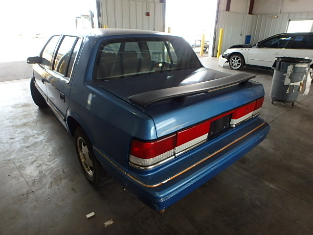 1P3AA46K2RF276885 - 1994 PLYMOUTH ACCLAIM BLUE photo 3