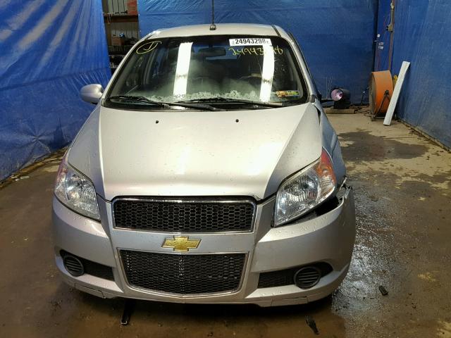 KL1TD6DE5BB133202 - 2011 CHEVROLET AVEO LS SILVER photo 9