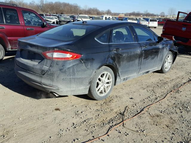 1FA6P0HD6E5398926 - 2014 FORD FUSION SE BLACK photo 4